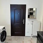 Ursula Trendy Apartment